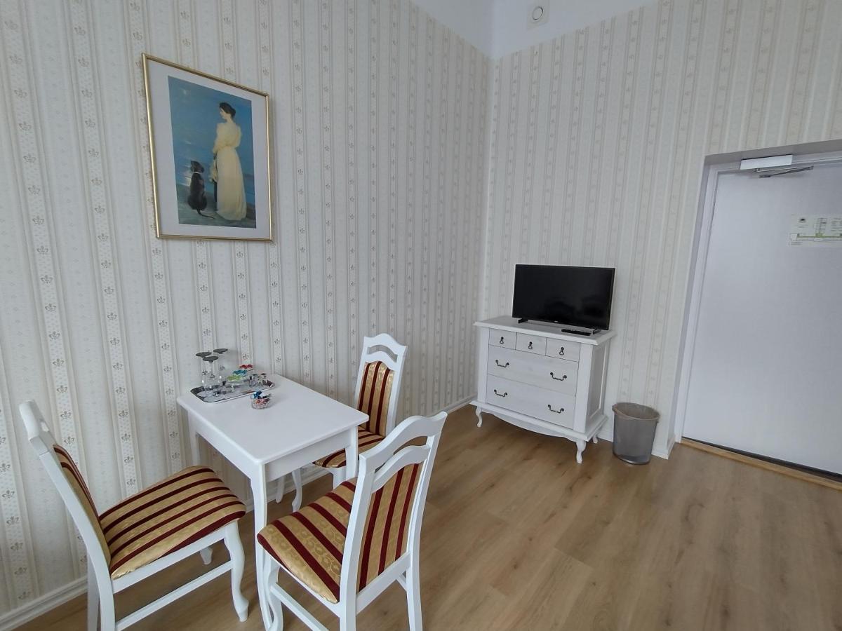 Liahof Hotel Ullared Buitenkant foto